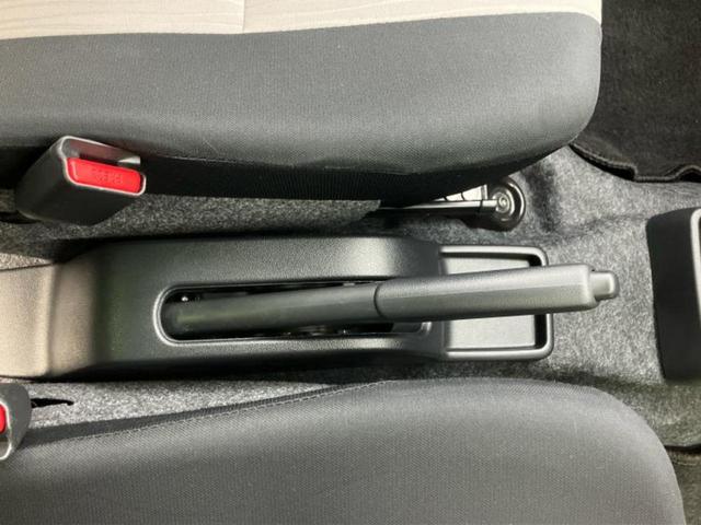 ミライース ４ＷＤ　Ｌ　ＳＡ３　衝突安全装置／車線逸脱防止支援システム／パーキングアシスト　バックガイド／ＥＢＤ付ＡＢＳ／横滑り防止装置／アイドリングストップ／エアバッグ　運転席／エアバッグ　助手席　衝突被害軽減システム　４ＷＤ（16枚目）