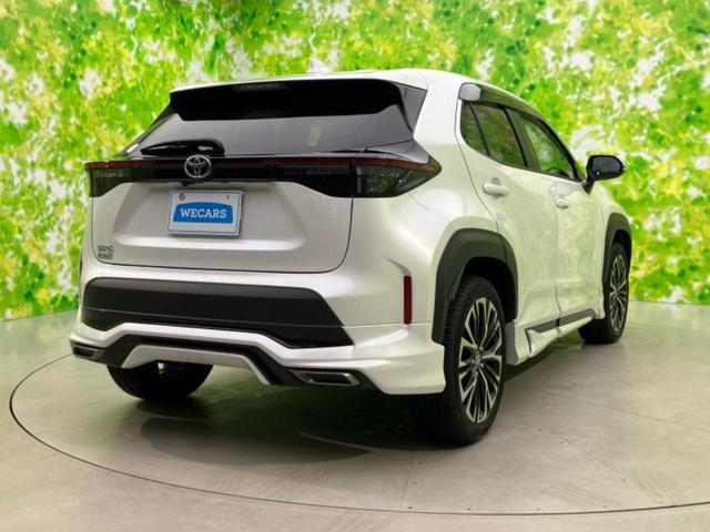 ヤリスクロス 4WD Z 純正エアロ/ディスプレイオーディオ+ナビ8インチ/デジタルインナーミラー/衝突安全装置/シートヒーター/パノラミックビューモニター/車線逸脱防止支援システム/シート ハーフレザー 衝突被害軽減システム(3枚目)