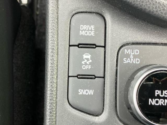 ヤリスクロス 4WD Z 純正エアロ/ディスプレイオーディオ+ナビ8インチ/デジタルインナーミラー/衝突安全装置/シートヒーター/パノラミックビューモニター/車線逸脱防止支援システム/シート ハーフレザー 衝突被害軽減システム(15枚目)