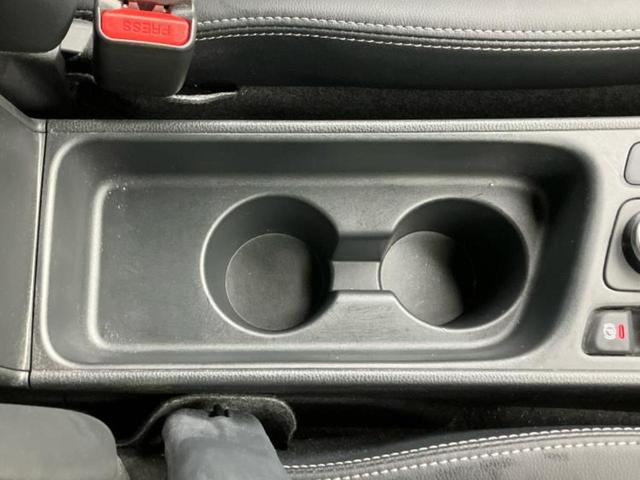 ヤリスクロス 4WD Z 純正エアロ/ディスプレイオーディオ+ナビ8インチ/デジタルインナーミラー/衝突安全装置/シートヒーター/パノラミックビューモニター/車線逸脱防止支援システム/シート ハーフレザー 衝突被害軽減システム(37枚目)