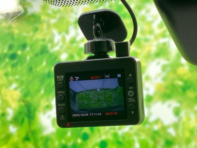 ヤリスクロス Ｇ　モデリスタエアロ／保証書／ディスプレイオーディオ８インチ／衝突安全装置／車線逸脱防止支援システム／ヘッドランプ　ＬＥＤ／ＵＳＢジャック／Ｂｌｕｅｔｏｏｔｈ接続／ＥＴＣ／ＥＢＤ付ＡＢＳ　フルエアロ　ＴＶ（14枚目）