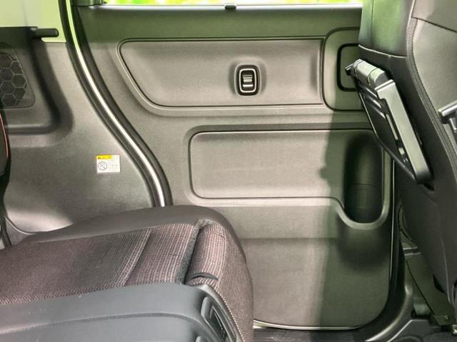 ＷＥＣＡＲＳでは各商談席に大型モニターをご用意しております！見やすい大画面でゆったりと全国の在庫をご覧いただけます！是非ご来店お待ちしております！