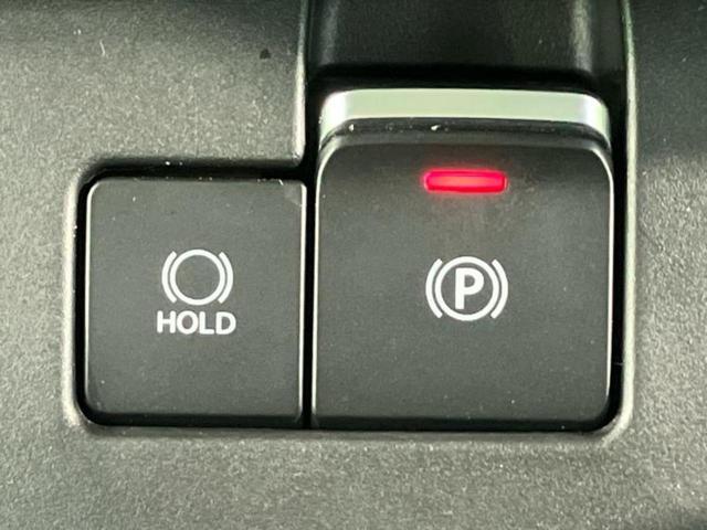 ＷＥＣＡＲＳでは各商談席に大型モニターをご用意しております！見やすい大画面でゆったりと全国の在庫をご覧いただけます！是非ご来店お待ちしております！