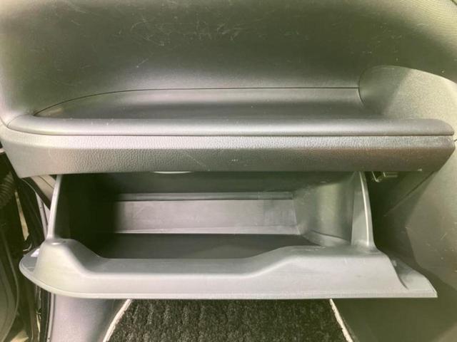 ヴォクシー ZSキラメキ2 新品タイヤ/保証書/社外 SDナビ/衝突安全装置/両側電動スライドドア/車線逸脱防止支援システム/ドライブレコーダー 社外/ヘッドランプ LED/USBジャック/Bluetooth接続/ETC(32枚目)