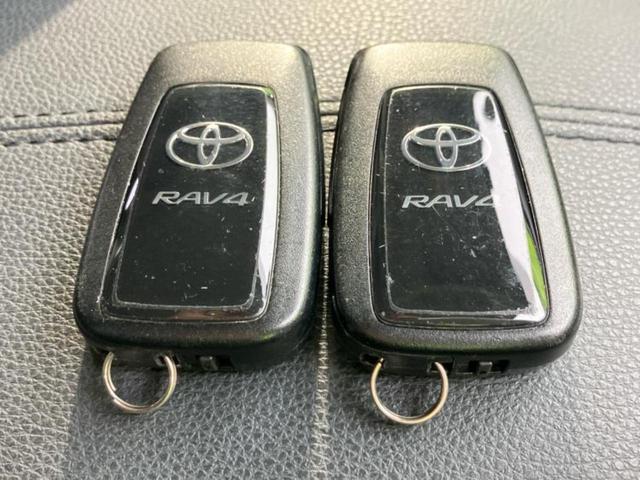 ＲＡＶ４ ４ＷＤ　Ｇ　サンルーフ／保証書／ディスプレイオーディオ＋ナビ／衝突安全装置／シートヒーター　前席／車線逸脱防止支援システム／電動バックドア／ドライブレコーダー　社外／ヘッドランプ　ＬＥＤ　衝突被害軽減システム（31枚目）