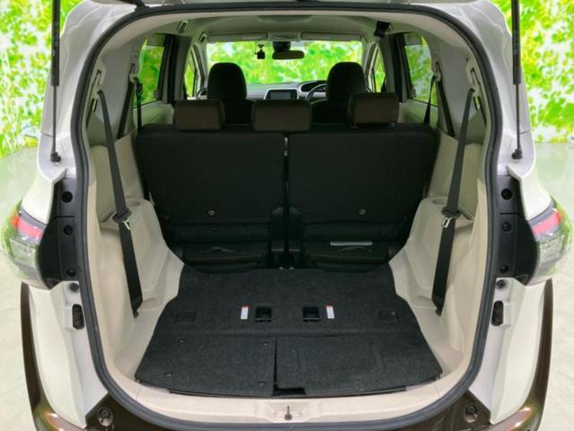 シエンタ ハイブリッドG 純正 SDナビ/フリップダウンモニター/衝突安全装置/両側電動スライドドア/シートヒーター 前席/車線逸脱防止支援システム/ヘッドランプ LED/ETC/EBD付ABS/横滑り防止装置 バックカメラ(8枚目)