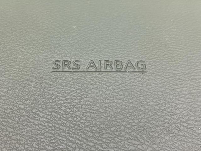 セレナ eパワーハイウェイスターV 新品タイヤ/保証書/純正 10インチ SDナビ/フリップダウンモニター 純正 10.1インチ/インテリジェントルームミラー/衝突安全装置/両側電動スライドドア/アラウンドビューモニター 全周囲カメラ(34枚目)