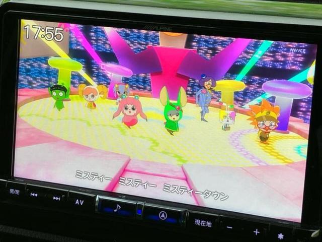 ヴォクシー ４ＷＤ　ＺＳキラメキ３　新品タイヤ／保証書／社外　９インチ　ＳＤナビ／フリップダウンモニター／衝突安全装置／両側電動スライドドア／車線逸脱防止支援システム／シート　ハーフレザー／パーキングアシスト　バックガイド　バックカメラ（10枚目）