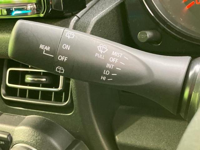 ＷＥＣＡＲＳでは各商談席に大型モニターをご用意しております！見やすい大画面でゆったりと全国の在庫をご覧いただけます！是非ご来店お待ちしております！