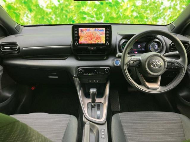 ヤリス ４ＷＤハイブリッドＺ　保証書／ディスプレイオーディオ／衝突安全装置／シートヒーター／パノラミックビューモニター／車線逸脱防止支援システム／パーキングアシスト　バックガイド／ドライブレコーダー　前後　衝突被害軽減システム（4枚目）