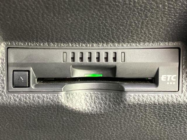 ヤリス ４ＷＤハイブリッドＺ　保証書／ディスプレイオーディオ／衝突安全装置／シートヒーター／パノラミックビューモニター／車線逸脱防止支援システム／パーキングアシスト　バックガイド／ドライブレコーダー　前後　衝突被害軽減システム（13枚目）