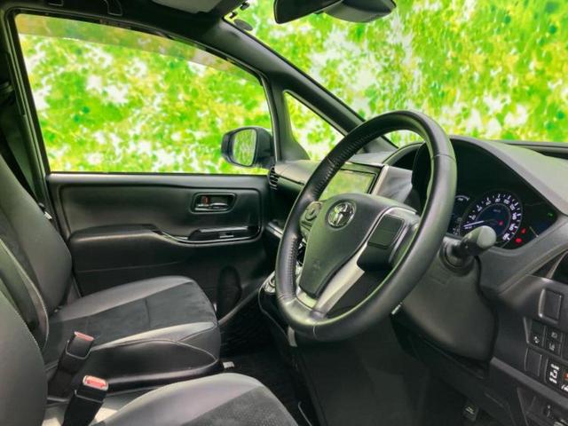 ヴォクシー ハイブリッドＺＳキラメキ３　新品タイヤ／保証書／純正　９インチ　ＳＤナビ／フリップダウンモニター／衝突安全装置／両側電動スライドドア／シートヒーター／車線逸脱防止支援システム／シート　ハーフレザー　衝突被害軽減システム　ＥＴＣ（5枚目）