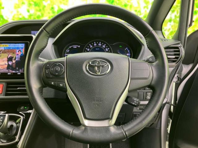 ヴォクシー ハイブリッドＺＳキラメキ３　新品タイヤ／保証書／純正　９インチ　ＳＤナビ／フリップダウンモニター／衝突安全装置／両側電動スライドドア／シートヒーター／車線逸脱防止支援システム／シート　ハーフレザー　衝突被害軽減システム　ＥＴＣ（18枚目）