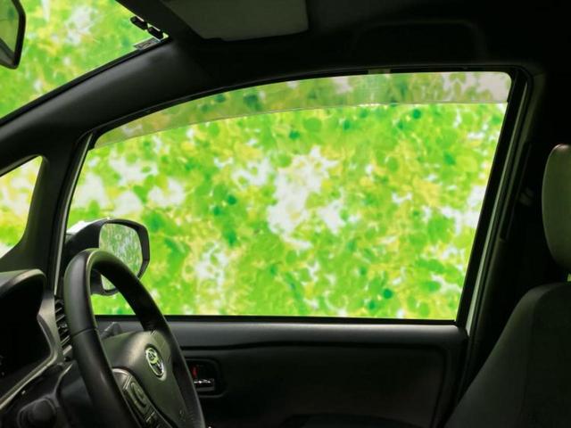 ヴォクシー ハイブリッドＺＳキラメキ３　新品タイヤ／保証書／純正　９インチ　ＳＤナビ／フリップダウンモニター／衝突安全装置／両側電動スライドドア／シートヒーター／車線逸脱防止支援システム／シート　ハーフレザー　衝突被害軽減システム　ＥＴＣ（28枚目）