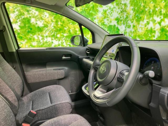 シエンタ ハイブリッドＺ　新品タイヤ／保証書／ディスプレイオーディオ＋ナビ１０．５インチ／トヨタセーフティセンス／両側電動スライドドア／パノラミックビューモニター／車線逸脱防止支援システム　衝突被害軽減システム　全周囲カメラ（5枚目）