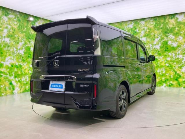 ステップワゴンスパーダ ｅＨＥＶスパーダＧ・ＥＸホンダセンシング　新品タイヤ／保証書／純正　１０インチ　ＳＤナビ／衝突安全装置／両側電動スライドドア／シートヒーター／車線逸脱防止支援システム／シート　ハーフレザー／ドライブレコーダー　純正／ヘッドランプ　ＬＥＤ（3枚目）