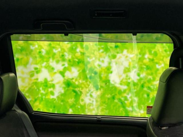 ヴォクシー ４ＷＤ　ＺＳキラメキ３　保証書／純正　１０インチ　ＳＤナビ／衝突安全装置／両側電動スライドドア／車線逸脱防止支援システム／シート　ハーフレザー／ドライブレコーダー　前後／ヘッドランプ　ＬＥＤ／ＵＳＢジャック　ローダウン（27枚目）