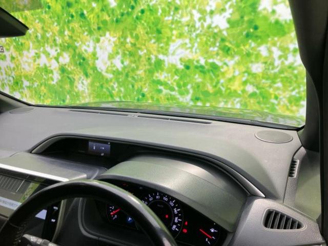 ヴォクシー ４ＷＤ　ＺＳキラメキ３　保証書／純正　１０インチ　ＳＤナビ／衝突安全装置／両側電動スライドドア／車線逸脱防止支援システム／シート　ハーフレザー／ドライブレコーダー　前後／ヘッドランプ　ＬＥＤ／ＵＳＢジャック　ローダウン（30枚目）