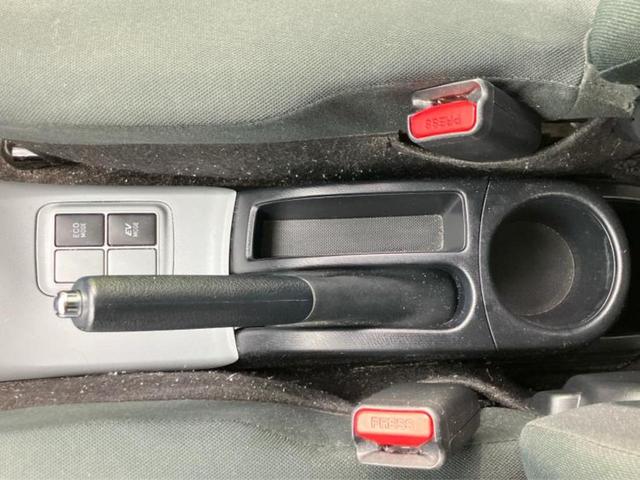 アクア Ｓ　新品タイヤ／保証書／社外　ＳＤナビ／ドライブレコーダー　社外／ヘッドランプ　ＨＩＤ／Ｂｌｕｅｔｏｏｔｈ接続／ＥＴＣ／ＥＢＤ付ＡＢＳ／横滑り防止装置／アイドリングストップ／バックモニター　バックカメラ（37枚目）