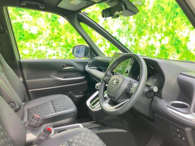 ヴォクシー ハイブリッドＳ－Ｚ　新品タイヤ／保証書／ディスプレイオーディオ＋ナビ１０．５インチ／トヨタセーフティセンス／両側電動スライドドア／シートヒーター　前席／車線逸脱防止支援システム／シート　ハーフレザー　衝突被害軽減システム（5枚目）