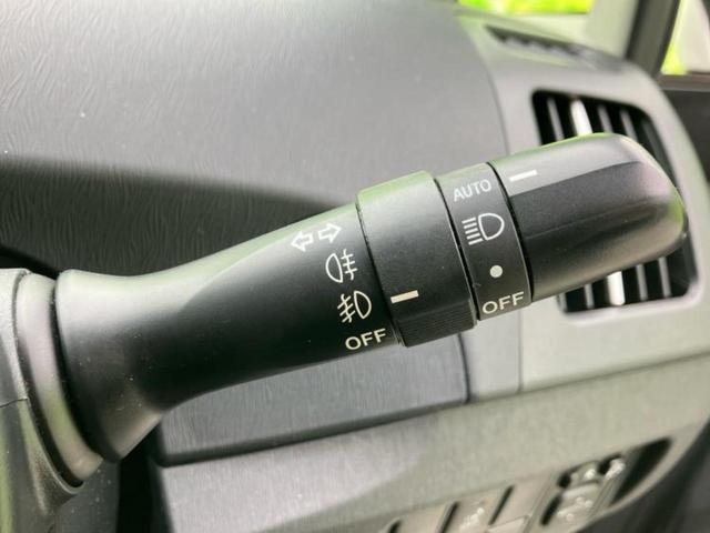 プリウス Ｓ　社外　ＳＤナビ／ヘッドランプ　ＨＩＤ／Ｂｌｕｅｔｏｏｔｈ接続／ＥＴＣ／ＥＢＤ付ＡＢＳ／横滑り防止装置／アイドリングストップ／フルセグＴＶ／エアバッグ　運転席／エアバッグ　助手席／エアバッグ　サイド（41枚目）