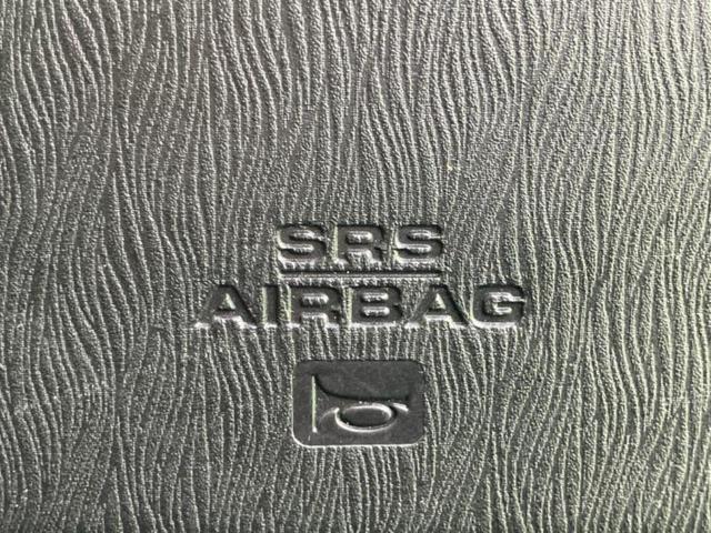 プリウス Ｓ　社外　ＳＤナビ／ヘッドランプ　ＨＩＤ／Ｂｌｕｅｔｏｏｔｈ接続／ＥＴＣ／ＥＢＤ付ＡＢＳ／横滑り防止装置／アイドリングストップ／フルセグＴＶ／エアバッグ　運転席／エアバッグ　助手席／エアバッグ　サイド（42枚目）