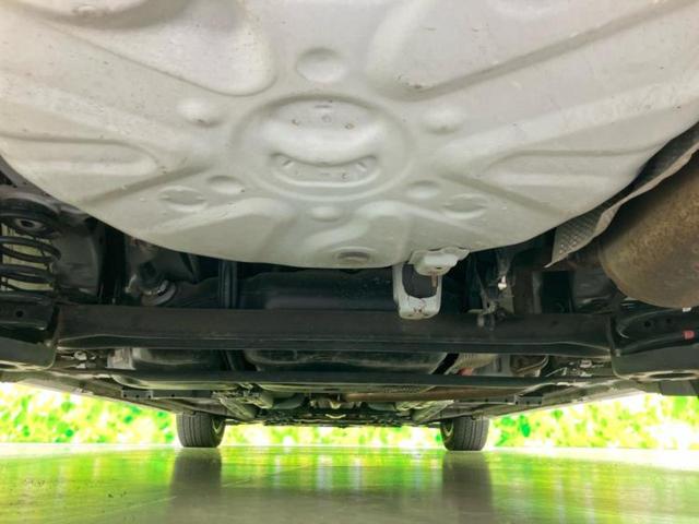 プリウス Ｓ　社外　ＳＤナビ／ヘッドランプ　ＨＩＤ／Ｂｌｕｅｔｏｏｔｈ接続／ＥＴＣ／ＥＢＤ付ＡＢＳ／横滑り防止装置／アイドリングストップ／フルセグＴＶ／エアバッグ　運転席／エアバッグ　助手席／エアバッグ　サイド（49枚目）