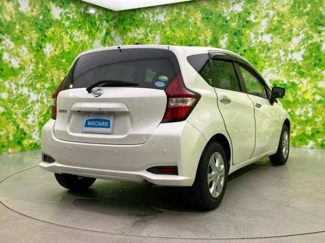 ノート X 新品タイヤ/純正 SDナビ/インテリジェントルームミラー/アラウンドビューモニター/ヘッドランプ HID/Bluetooth接続/ETC/EBD付ABS/アイドリングストップ/フルセグTV/DVD(3枚目)