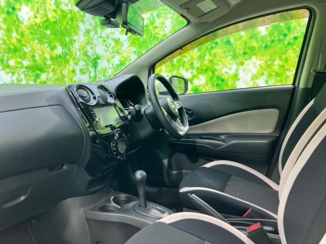 ノート X 新品タイヤ/純正 SDナビ/インテリジェントルームミラー/アラウンドビューモニター/ヘッドランプ HID/Bluetooth接続/ETC/EBD付ABS/アイドリングストップ/フルセグTV/DVD(6枚目)