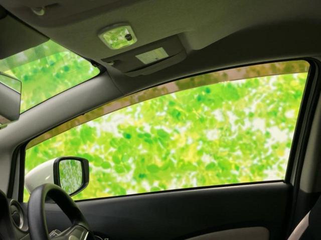 ノート X 新品タイヤ/純正 SDナビ/インテリジェントルームミラー/アラウンドビューモニター/ヘッドランプ HID/Bluetooth接続/ETC/EBD付ABS/アイドリングストップ/フルセグTV/DVD(28枚目)