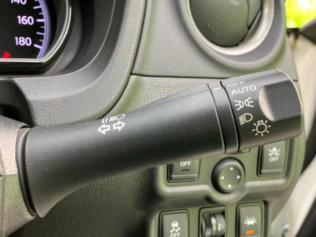 ノート X 新品タイヤ/純正 SDナビ/インテリジェントルームミラー/アラウンドビューモニター/ヘッドランプ HID/Bluetooth接続/ETC/EBD付ABS/アイドリングストップ/フルセグTV/DVD(42枚目)