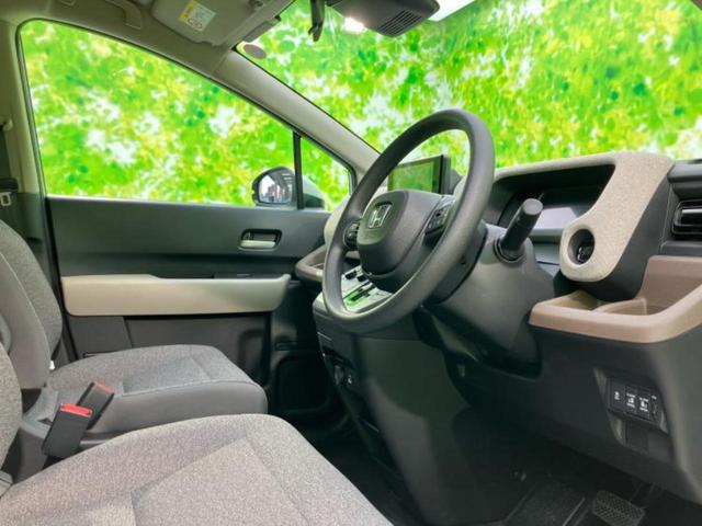 フリード AIR 保証書/純正 8インチ ナビ/ホンダセンシング/両側電動スライドドア/車線逸脱防止支援システム/登録済未使用車/ヘッドランプ LED/USBジャック/Bluetooth接続/EBD付ABS 禁煙車(5枚目)