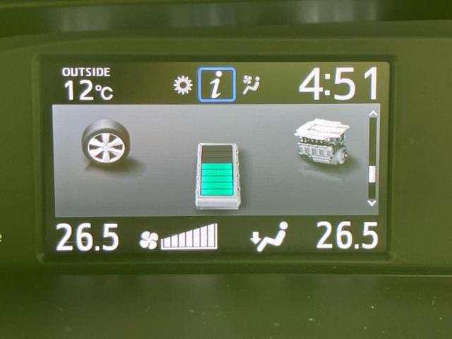 エスクァイア ハイブリッドGiプレミアムパッケージ 新品タイヤ/保証書/純正 9インチ SDナビ/フリップダウンモニター/衝突安全装置/両側電動スライドドア/シートヒーター/車線逸脱防止支援システム/シート ハーフレザー/ドライブレコーダー 純正(14枚目)