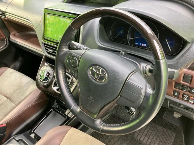 エスクァイア ハイブリッドGiプレミアムパッケージ 新品タイヤ/保証書/純正 9インチ SDナビ/フリップダウンモニター/衝突安全装置/両側電動スライドドア/シートヒーター/車線逸脱防止支援システム/シート ハーフレザー/ドライブレコーダー 純正(18枚目)