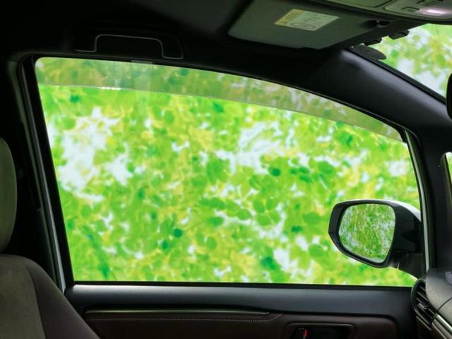 エスクァイア ハイブリッドGiプレミアムパッケージ 新品タイヤ/保証書/純正 9インチ SDナビ/フリップダウンモニター/衝突安全装置/両側電動スライドドア/シートヒーター/車線逸脱防止支援システム/シート ハーフレザー/ドライブレコーダー 純正(26枚目)