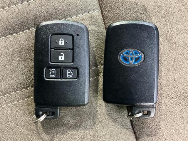 エスクァイア ハイブリッドGiプレミアムパッケージ 新品タイヤ/保証書/純正 9インチ SDナビ/フリップダウンモニター/衝突安全装置/両側電動スライドドア/シートヒーター/車線逸脱防止支援システム/シート ハーフレザー/ドライブレコーダー 純正(31枚目)