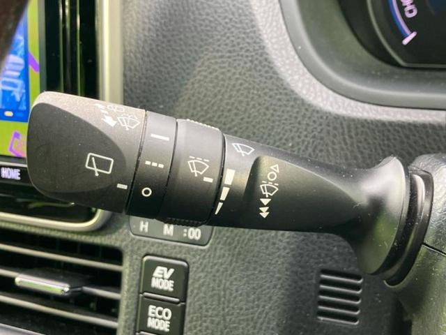 エスクァイア ハイブリッドGiプレミアムパッケージ 新品タイヤ/保証書/純正 9インチ SDナビ/フリップダウンモニター/衝突安全装置/両側電動スライドドア/シートヒーター/車線逸脱防止支援システム/シート ハーフレザー/ドライブレコーダー 純正(43枚目)