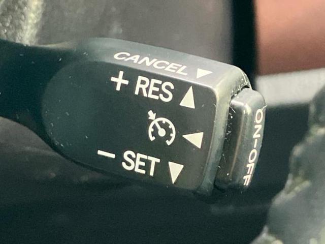 エスクァイア ハイブリッドGiプレミアムパッケージ 新品タイヤ/保証書/純正 9インチ SDナビ/フリップダウンモニター/衝突安全装置/両側電動スライドドア/シートヒーター/車線逸脱防止支援システム/シート ハーフレザー/ドライブレコーダー 純正(46枚目)