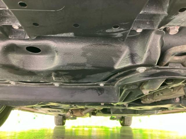 エスクァイア ハイブリッドGiプレミアムパッケージ 新品タイヤ/保証書/純正 9インチ SDナビ/フリップダウンモニター/衝突安全装置/両側電動スライドドア/シートヒーター/車線逸脱防止支援システム/シート ハーフレザー/ドライブレコーダー 純正(53枚目)