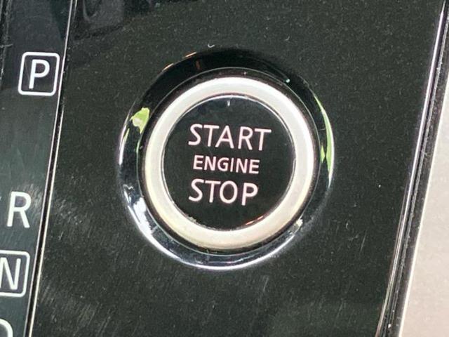 セレナ ４ＷＤハイウェイスターＶセレクション　保証書／純正　９インチ　ＳＤナビ／フリップダウンモニター／エマージェンシーブレーキ／両側電動スライドドア／車線逸脱防止支援システム／ドライブレコーダー　純正／ヘッドランプ　ＬＥＤ　衝突被害軽減システム（17枚目）