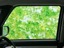 ストライプスＧ　保証書／純正　ナビ／スマートアシスト（トヨタ・ダイハツ）／両側電動スライドドア／シートヒーター　前席／車線逸脱防止支援システム／届出済未使用車／ヘッドランプ　ＬＥＤ／ＵＳＢジャック　バックカメラ（28枚目）