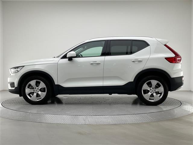 ＸＣ４０ Ｔ４　ＡＷＤ　モーメンタム　メーカーＯＰナビ全方位カメラフルセグＴＶ（27枚目）