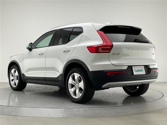 ＸＣ４０ Ｔ４　ＡＷＤ　モーメンタム　メーカーＯＰナビ全方位カメラフルセグＴＶ（28枚目）