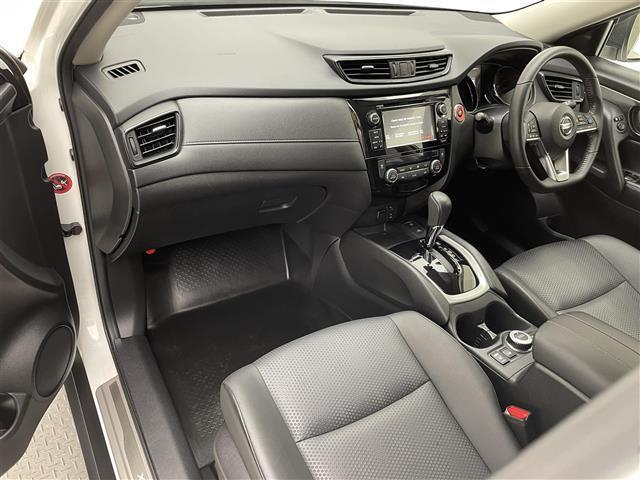 エクストレイル 純正SDナビ(CD/DVD/フルセグTV) バックカメラ アラウンドビューモニター プロパイロット エマージェンシーブレーキ ブラインドスポットモニター パワーバックドア ドライブレコーダー(21枚目)