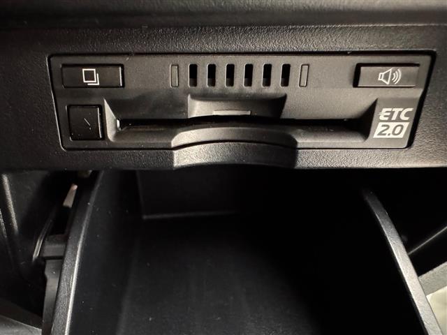 ヴェルファイア ２．５Ｚ　衝突軽減ブレーキ　純正ＳＤナビ　フルセグＴＶ　ＣＤ　ＤＶＤ　ＢＴ　ＭＳＶ　両側パワースライド　バックカメラ　ドラレコ　クリアランスソナー　電子パーキング　ドアバイザー　　スマーキー　プッシュスタート（11枚目）