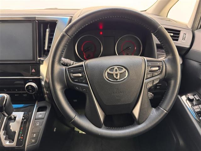 ヴェルファイア ２．５Ｚ　衝突軽減ブレーキ　純正ＳＤナビ　フルセグＴＶ　ＣＤ　ＤＶＤ　ＢＴ　ＭＳＶ　両側パワースライド　バックカメラ　ドラレコ　クリアランスソナー　電子パーキング　ドアバイザー　　スマーキー　プッシュスタート（16枚目）