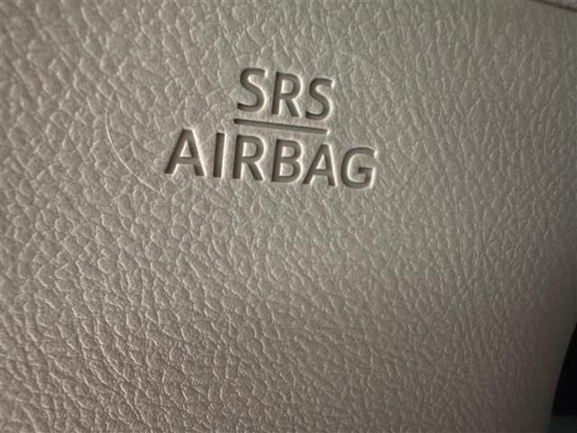 ヴェルファイア ２．５Ｚ　衝突軽減ブレーキ　純正ＳＤナビ　フルセグＴＶ　ＣＤ　ＤＶＤ　ＢＴ　ＭＳＶ　両側パワースライド　バックカメラ　ドラレコ　クリアランスソナー　電子パーキング　ドアバイザー　　スマーキー　プッシュスタート（17枚目）