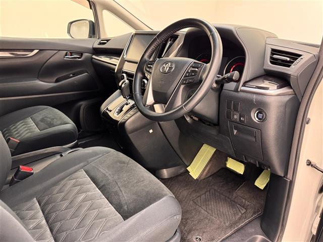 ヴェルファイア ２．５Ｚ　衝突軽減ブレーキ　純正ＳＤナビ　フルセグＴＶ　ＣＤ　ＤＶＤ　ＢＴ　ＭＳＶ　両側パワースライド　バックカメラ　ドラレコ　クリアランスソナー　電子パーキング　ドアバイザー　　スマーキー　プッシュスタート（18枚目）