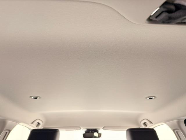 ヴェゼル ｅ：ＨＥＶ　Ｚ　登録済み未使用車　ホンダコネクトナビ　フルセグ　ＢＴ　ＵＳＢ　Ａｐｐｌｅ　Ｃａｒ　Ｐｌａｙ　　ａｎｄｒｏｉｄ　ａｕｔｏ　バックカメラ　レーダークルーズコントロール　衝突軽減ブレーキ　ＢＳＩレーンキープ（29枚目）