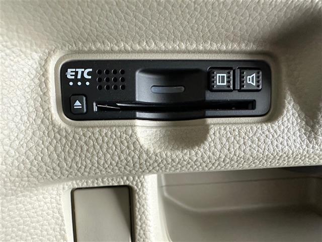 Ｎ－ＢＯＸ Ｇホンダセンシング　社外ＳＤナビ　ナビ内蔵前後ドライブレコーダー　バックカメラ　ホンダセンシング　両側スライドドア　ＬＫＡ　ＰＣＳ　ＡＣＣ　ビルトインＥＴＣ　ＬＥＤヘッドライト　スペアキーｘ１　クリアランスソナー（12枚目）